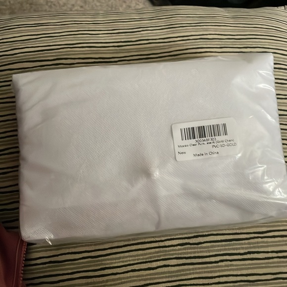 Mossio Clear purse with gold chain straps - Picture 8 of 9